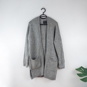 A&F Abercrombie & Fitch Grey Cardigan